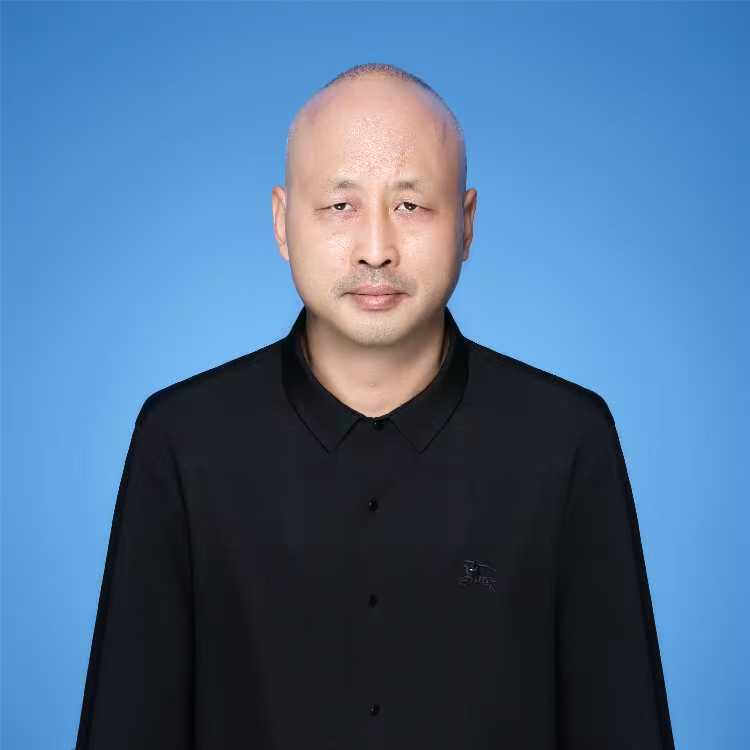 张明.jpg